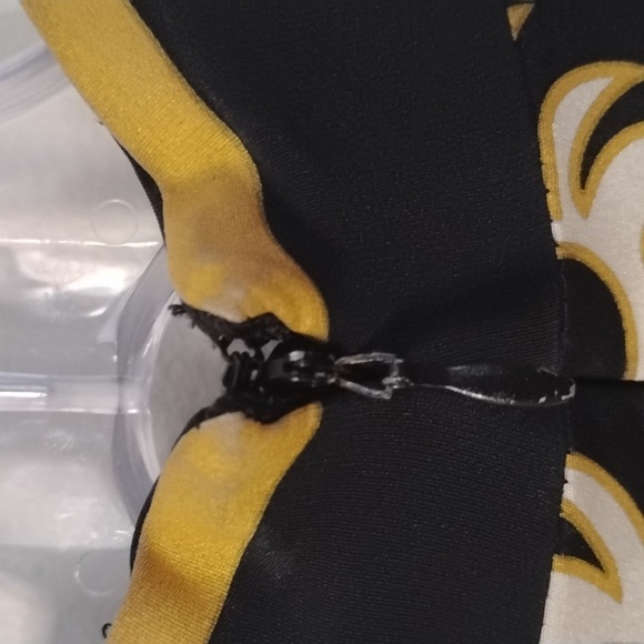 Nicole Miller Collection V Neck Elegant Black & Gold Abstract Floral Dress - Picture 16 of 16